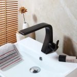 Baterie lavoar monocomanda montare chiuveta baie negru antichizat Venustar - imagine 3
