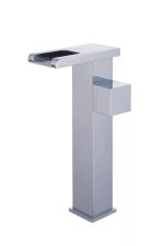Baterie lavoar, montare pe balt , tip cascada , cu led Venustar