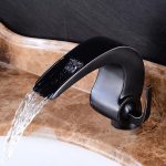 Baterie lavoar baie , tip cascada , negru antichizat , Venustar - imagine 3