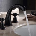 Baterie lavoar Venustar ,cu trei cai ,montare chiuveta baie, negru mat - imagine 3