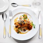 Set tacamuri din inox 24 piese, pentru 6 persoane, Venustar, luxury edition, crom-gold