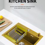 Chiuvetă Bucătărie Inox SUS304 Auriu 60×45 cm – Design Tip Fagure, Coș de Scurgere, Dispenser Săpun și Sifon Inclus