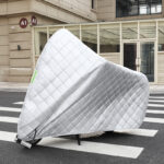 Husă termoizolantă pentru motocicletă – argintie, matlasată, impermeabilă, 245×125×105 cm