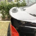 Eleron portbagaj BMW Seria 3 E90 (2005–2011), aspect carbon, montaj cu bandă adezivă – model E90 - imagine 4