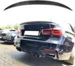 Eleron portbagaj BMW Seria 3 F30 (2012–2018) – Look Carbon / Negru Lucios, Montaj cu bandă dublu adezivă
