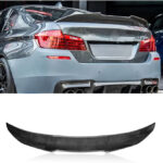Eleron portbagaj BMW Seria 5 F10 / F18 (2011–2017), design M5, finisaj negru lucios / carbon look, montaj cu bandă adezivă